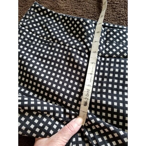Elle Mid Rise Black & White Check Straight Leg Cropped Pants Women's Size 2 - Picture 11 of 16